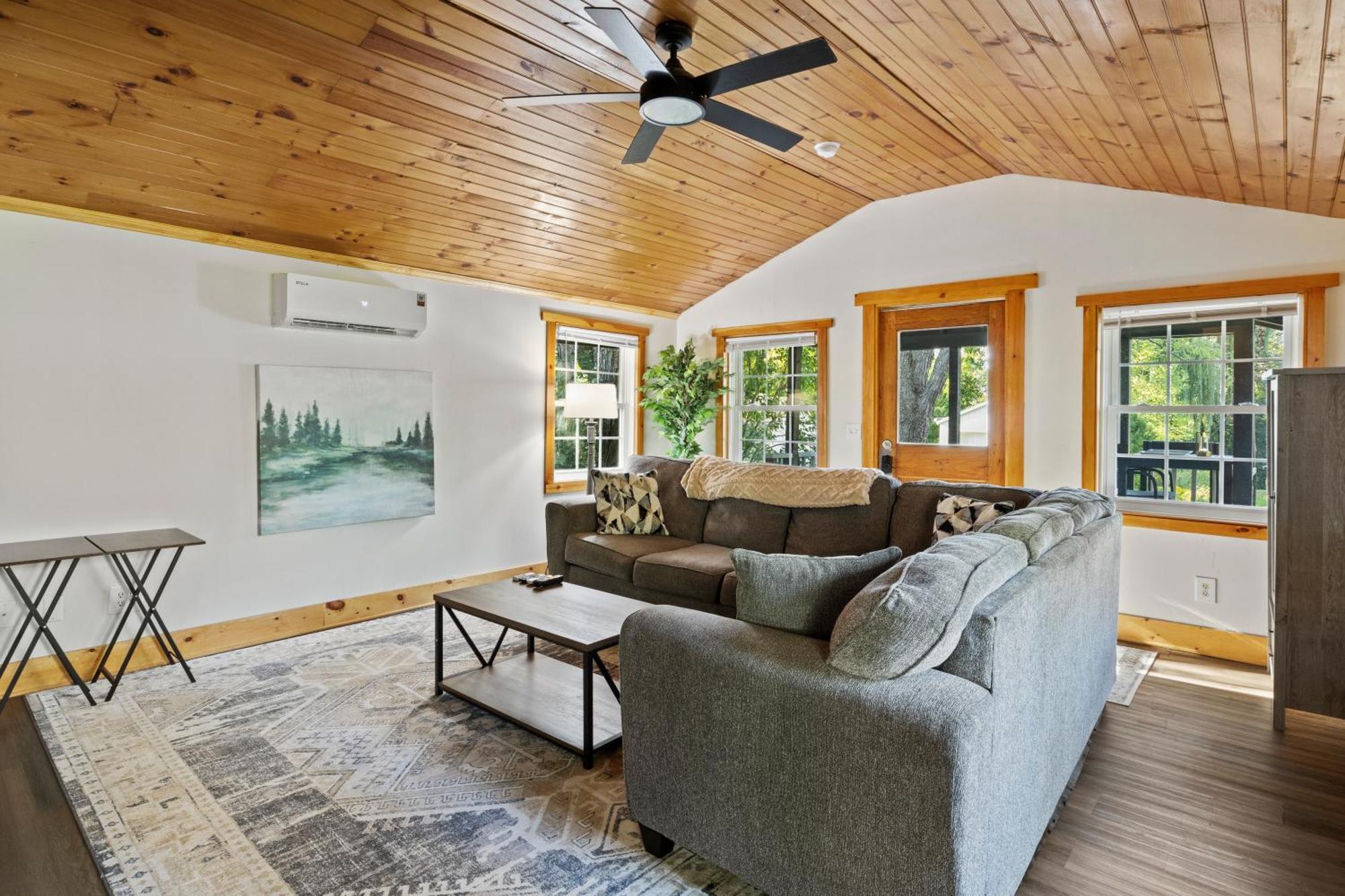 Cozy Home W/ King Bed & Lake Access Canandaigua Exterior foto