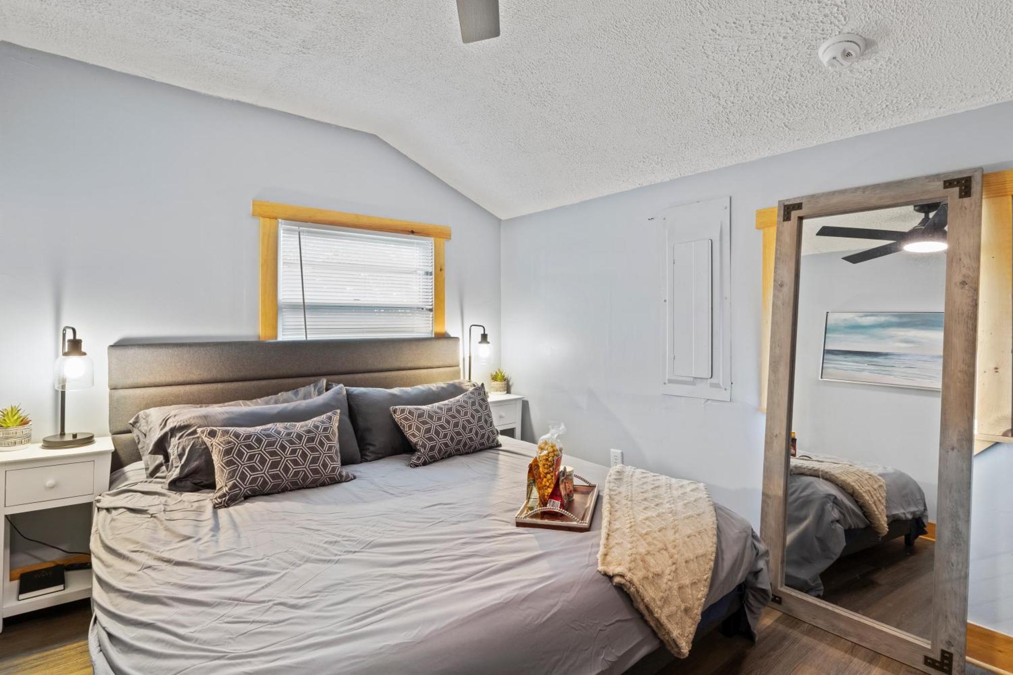 Cozy Home W/ King Bed & Lake Access Canandaigua Exterior foto